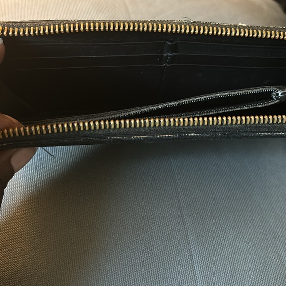 Black Gucci wallet - Picture 7 of 13